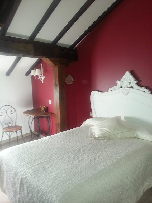 Hotel Rural La Casa Encanto Espinosa De Los Monteros Phòng bức ảnh