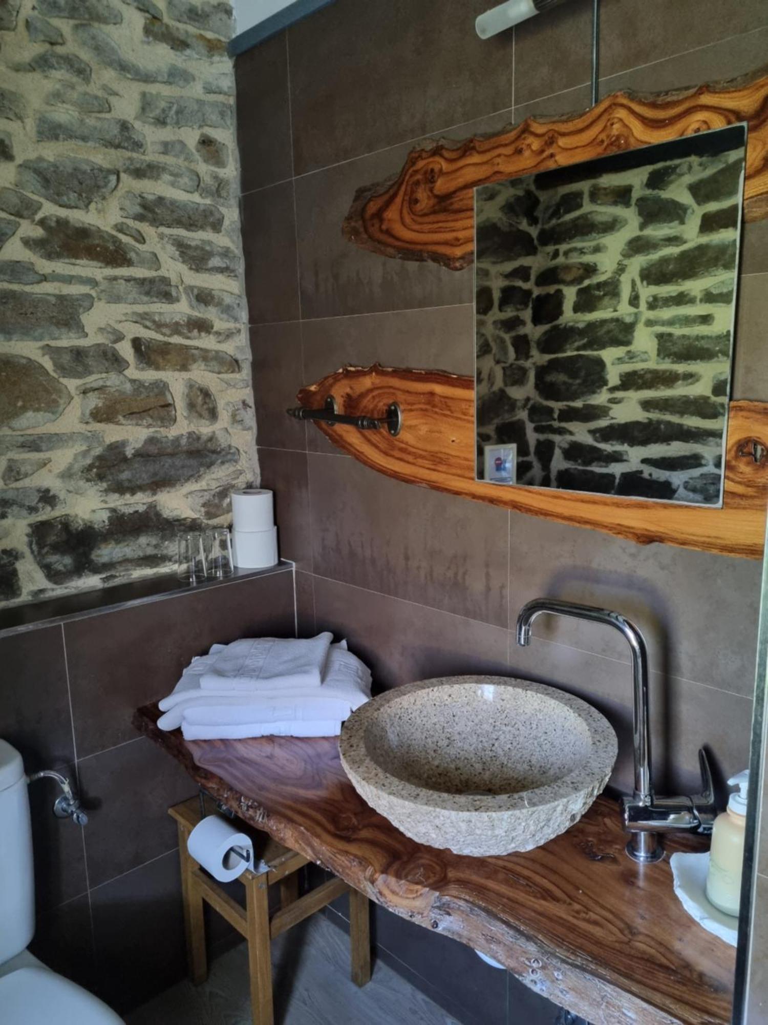 Hotel Rural La Casa Encanto Espinosa De Los Monteros Ngoại thất bức ảnh