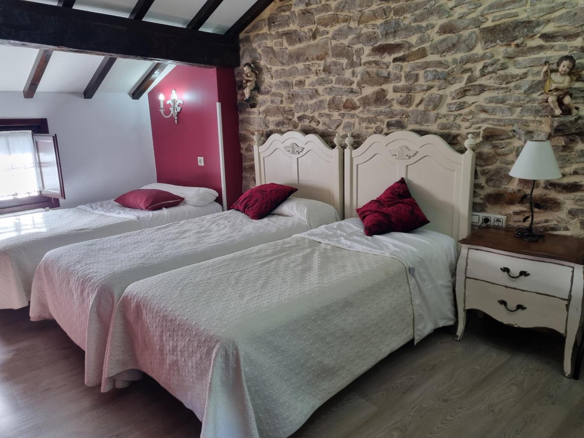 Hotel Rural La Casa Encanto Espinosa De Los Monteros Ngoại thất bức ảnh